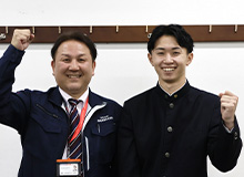 インタビュー
